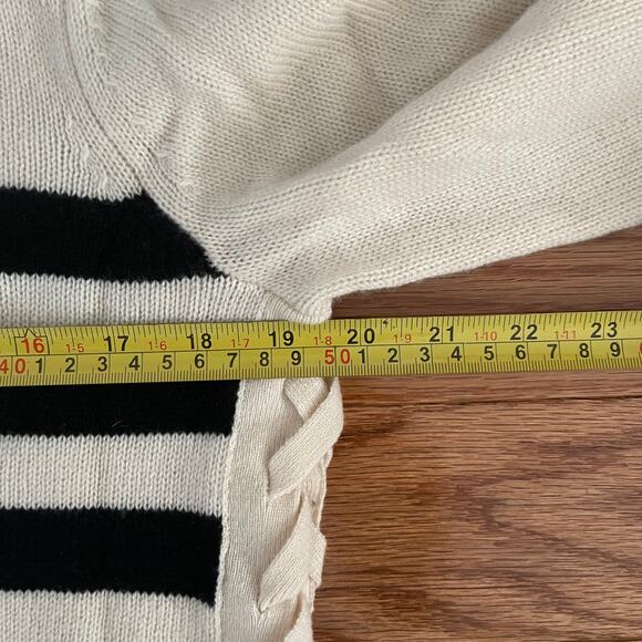 Joie Lantz Mockneck Sweater Womens XS Wool Cashmere Bell Lace Up Sleeves Casual - Picture 5 of 7